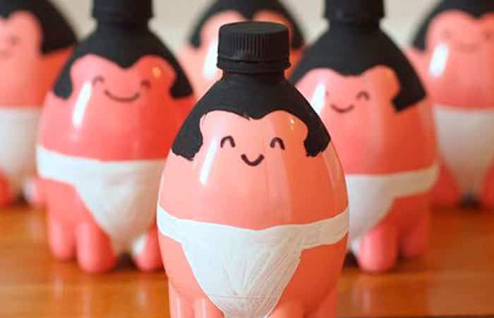 Cómo transformar botellas plásticas recicladas en manualidades