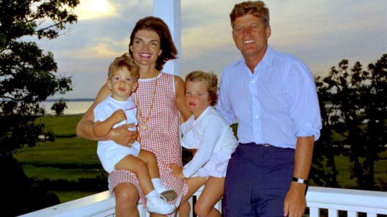 Cuál es el secreto del vestido de novia de Jackie Kennedy