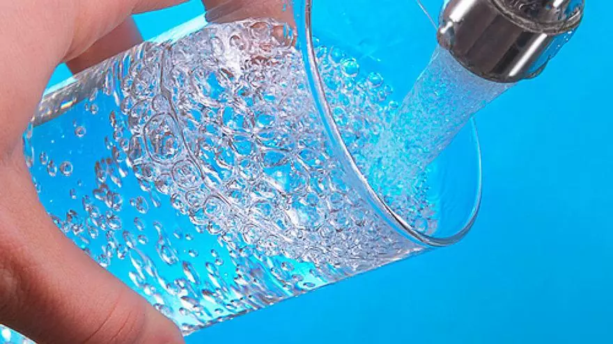 cuales son los datos y curiosidades sobre la importancia del agua
