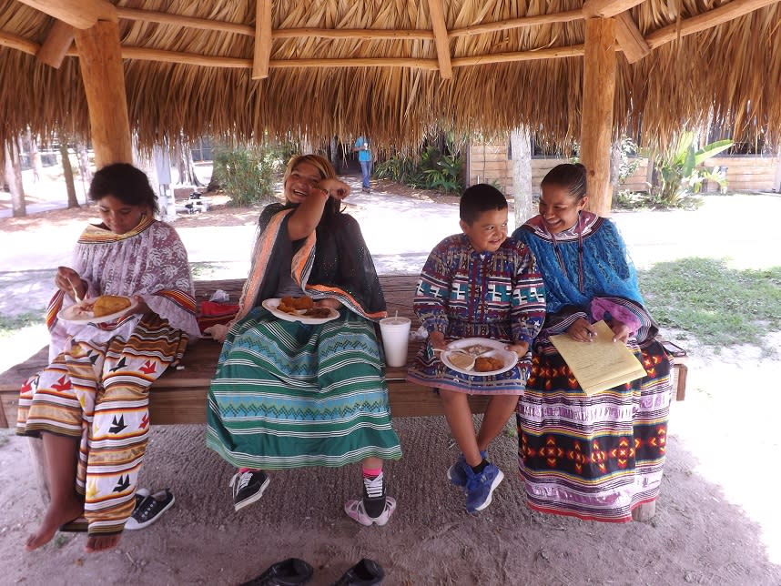 nativos americanos historia cultura y legado de los indios