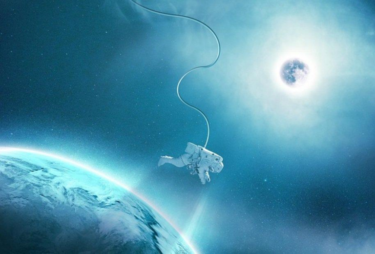 Qué aportes de Isaac Newton revolucionaron la física de la gravedad