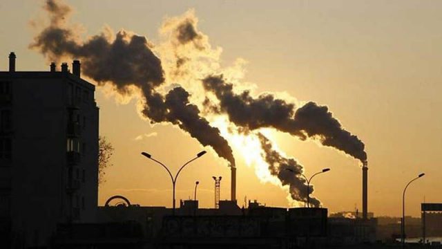 que causas y consecuencias existen en la degradacion ambiental