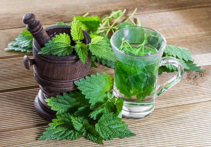 Qué remedios caseros y plantas ayudan con la próstata inflamada