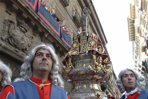 San Fermín: Origen de los encierros taurinos en España